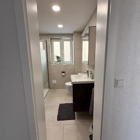 Hébergement de vacances Big Apple House - 3 Bedrooms With Promotion For Longer Neustadt an der Weinstraße