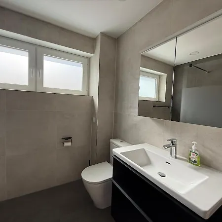 Hébergement de vacances Big Apple House - 3 Bedrooms With Promotion For Longer *